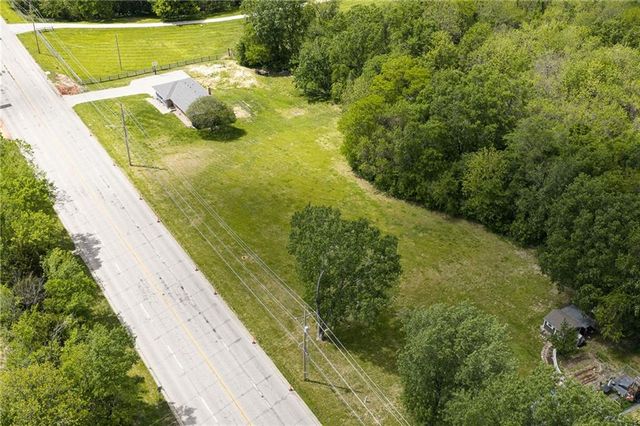 13300 Parallel Parkway, Kansas City, KS 66109