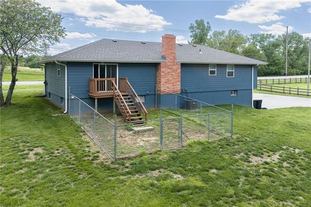 13300 Parallel Parkway, Kansas City, KS 66109
