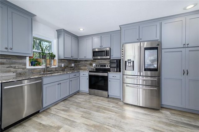 13300 Parallel Parkway, Kansas City, KS 66109