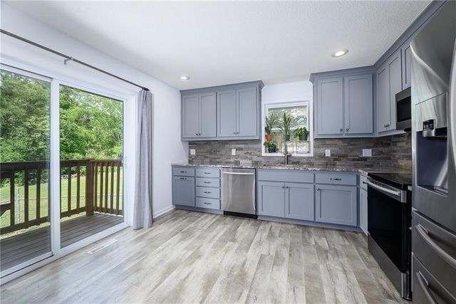 13300 Parallel Parkway, Kansas City, KS 66109