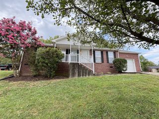 113 Longview Dr, Goodlettsville, TN 37072