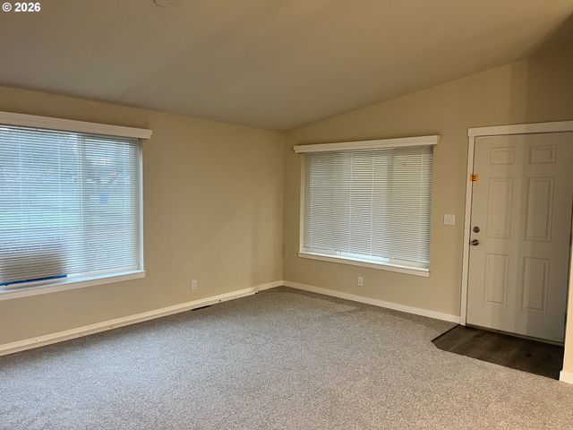 420 Pine St, Toledo, WA 98591