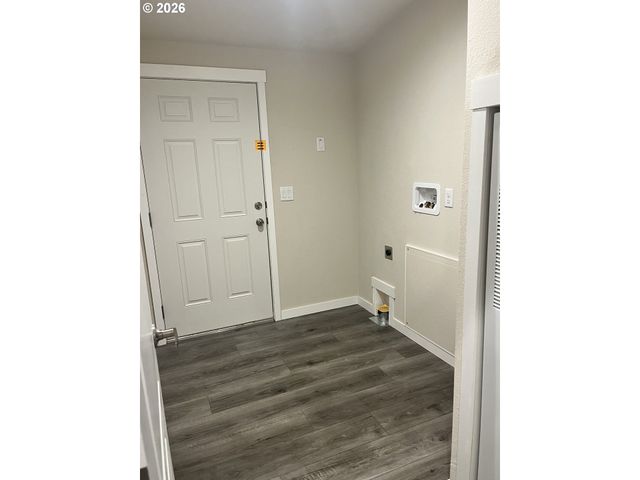 420 Pine St, Toledo, WA 98591