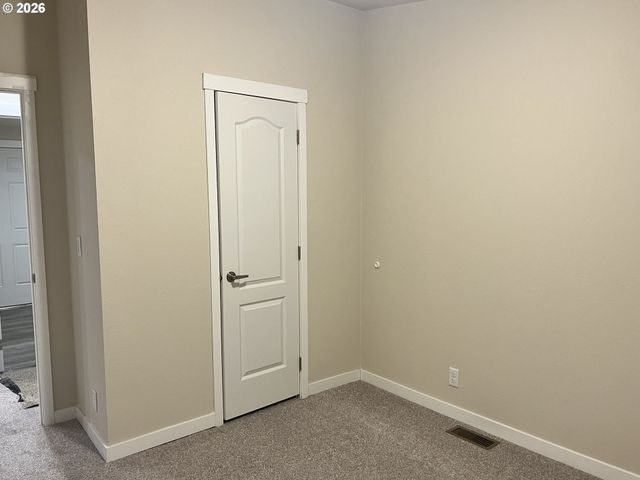 420 Pine St, Toledo, WA 98591