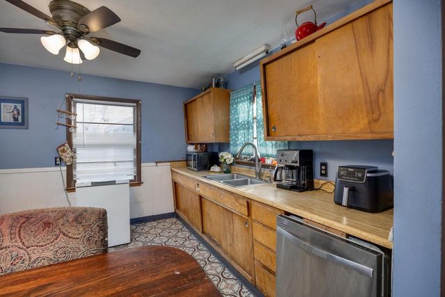 2209 W Court Street, Janesville, WI 53548