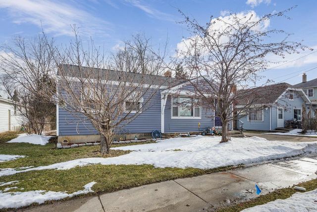 2209 W Court Street, Janesville, WI 53548