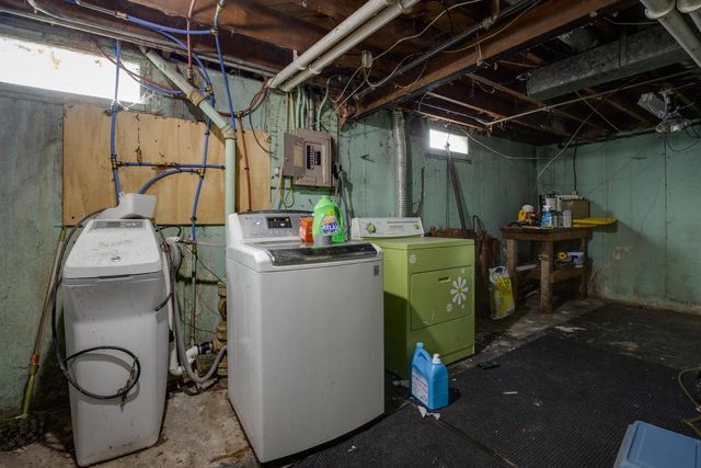 2209 W Court Street, Janesville, WI 53548