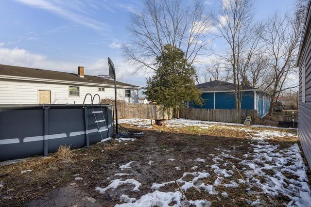 2209 W Court Street, Janesville, WI 53548