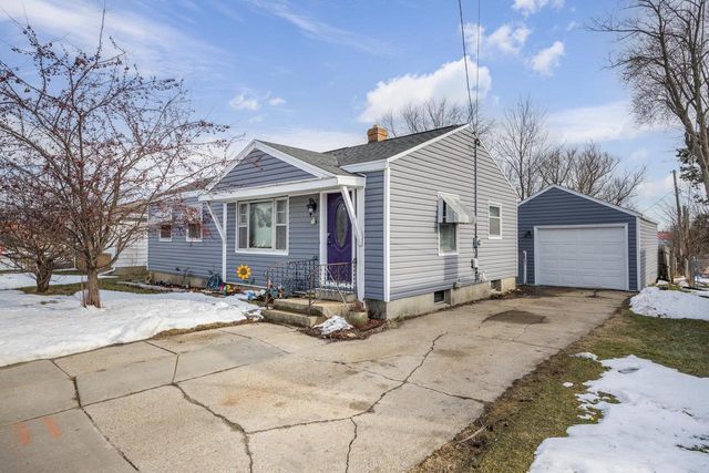 2209 W Court Street, Janesville, WI 53548