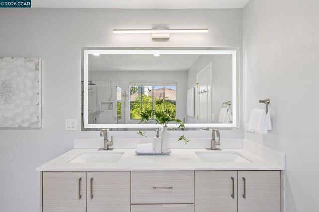 1103 Andrew Ln, Walnut Creek, CA 94597