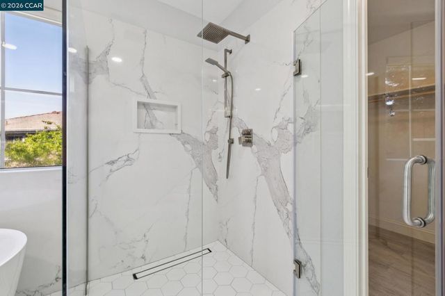 1103 Andrew Ln, Walnut Creek, CA 94597