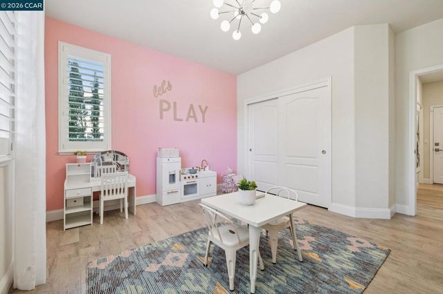 1103 Andrew Ln, Walnut Creek, CA 94597