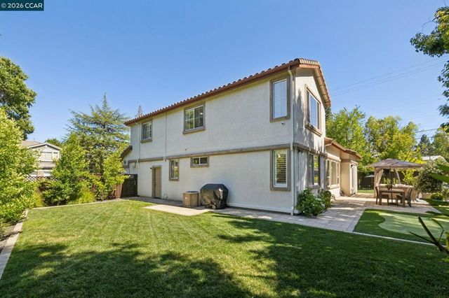 1103 Andrew Ln, Walnut Creek, CA 94597