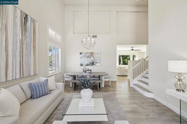 1103 Andrew Ln, Walnut Creek, CA 94597