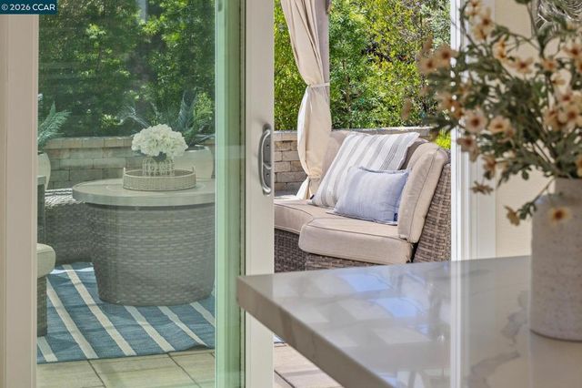 1103 Andrew Ln, Walnut Creek, CA 94597