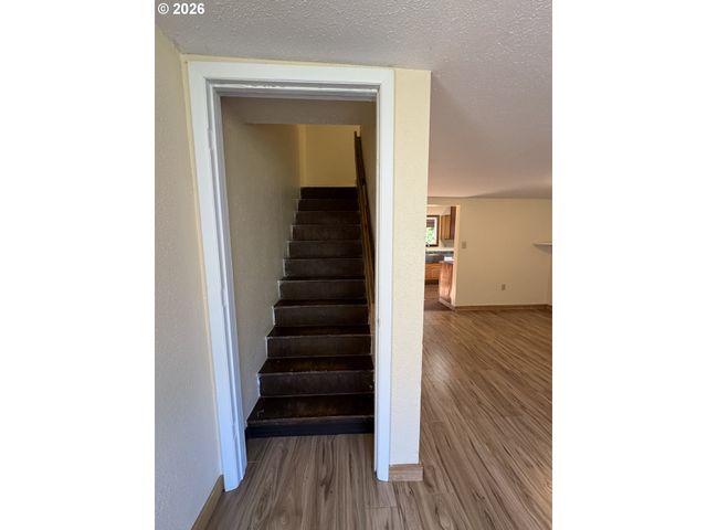 769 Deans Creek Rd, Reedsport, OR 97467