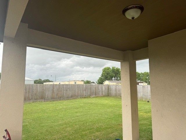 2525 Luzius Dr, Corpus Christi, TX 78418