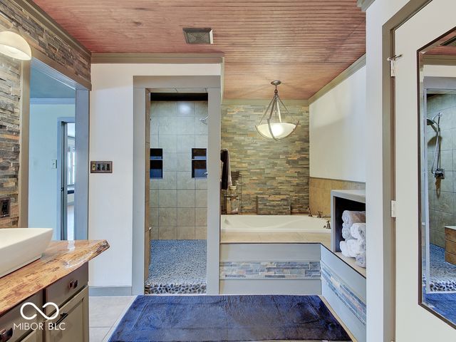 15138 Porchester Drive, Noblesville, IN 46062