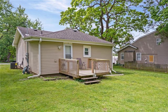 410 NE 75th Terrace, Kansas City, MO 64118