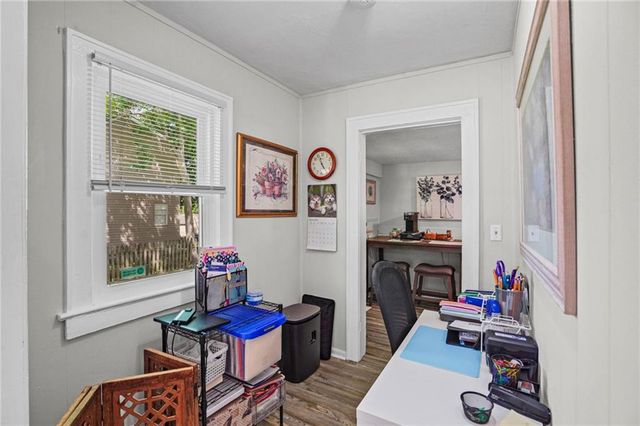 410 NE 75th Terrace, Kansas City, MO 64118