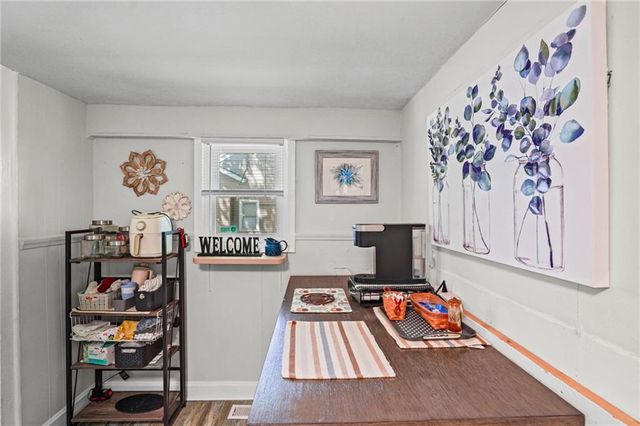 410 NE 75th Terrace, Kansas City, MO 64118