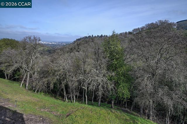 2994 Saklan Indian, Walnut Creek, CA 94595