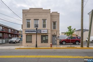 89 Anderson Avenue, Fairview, NJ 07022