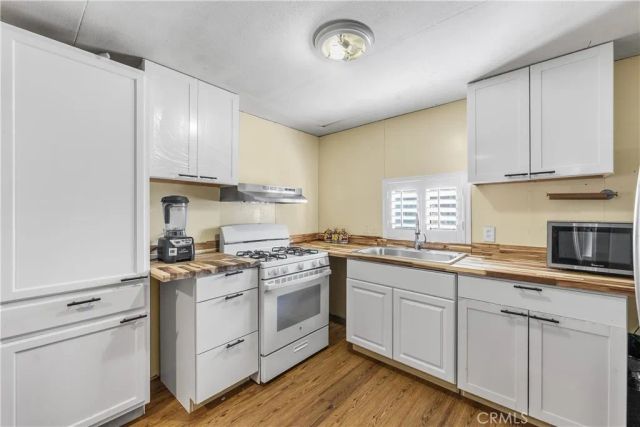 18540 Soledad Canyon 124, Canyon Country, CA 91351