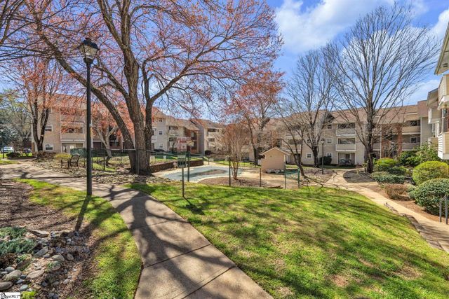2601 Duncan Chapel Road Unit B202, Greenville, SC 29617