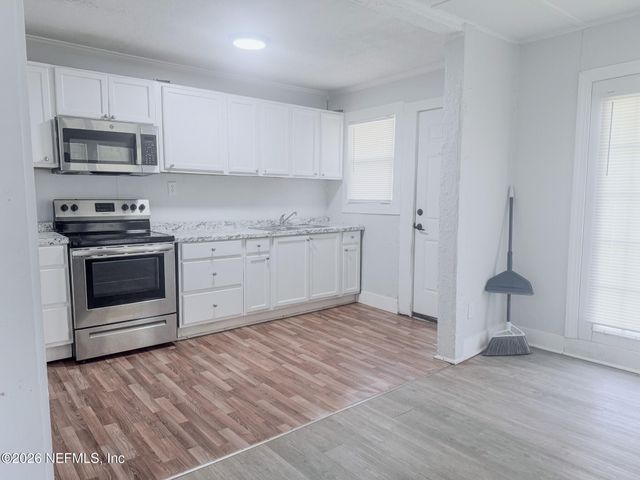 10728 OLD KINGS Road, Jacksonville, FL 32219