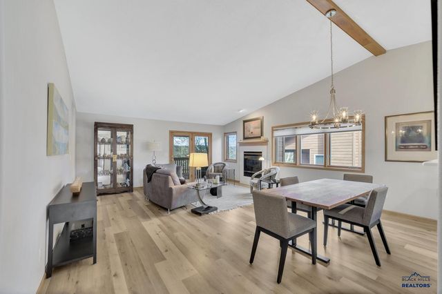 2630 SUNSET VISTA RD, Rapid City, SD 57702