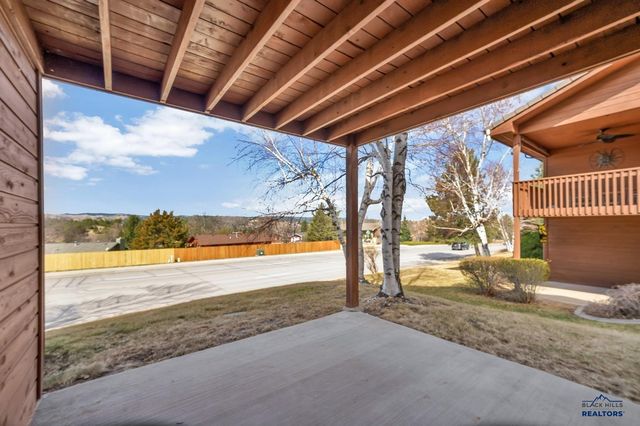 2630 SUNSET VISTA RD, Rapid City, SD 57702