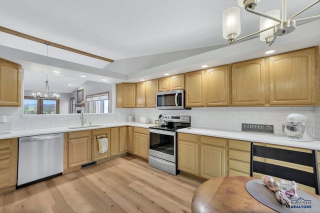 2630 SUNSET VISTA RD, Rapid City, SD 57702