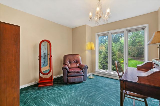 2370 MORROW ROAD, Upper St Clair, PA 15241