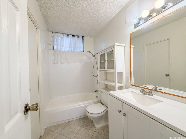 95-020 Waihonu Street C804, Mililani, HI 96789