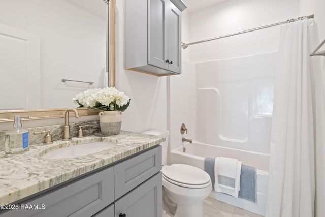 213 Alpine Drive, Lafayette, LA 70506
