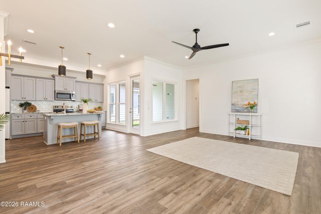 213 Alpine Drive, Lafayette, LA 70506