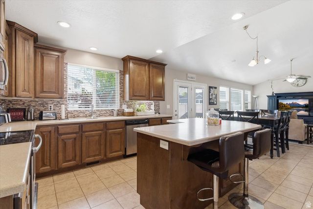 2346 N 1275 W, Clinton, UT 84015