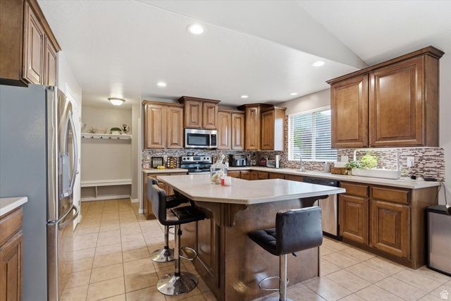 2346 N 1275 W, Clinton, UT 84015