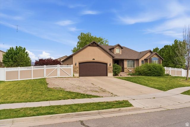 2346 N 1275 W, Clinton, UT 84015