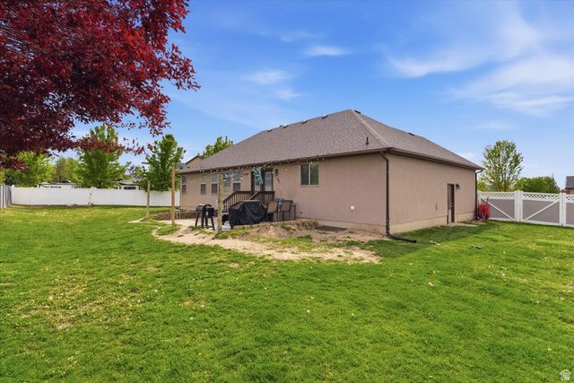 2346 N 1275 W, Clinton, UT 84015