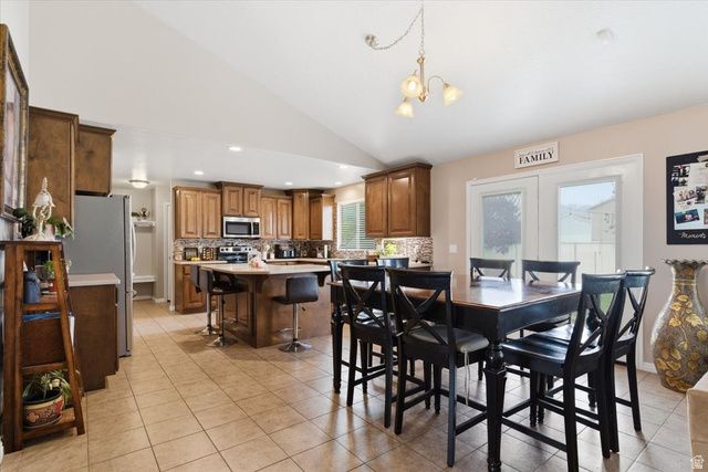 2346 N 1275 W, Clinton, UT 84015