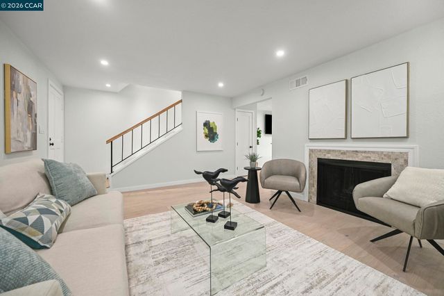 476 Sycamore Cir, Danville, CA 94526