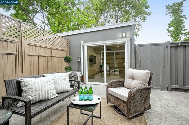 476 Sycamore Cir, Danville, CA 94526