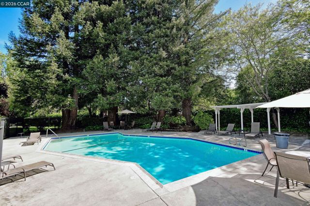476 Sycamore Cir, Danville, CA 94526