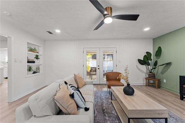 2 Lemans N Drive, Satsuma, AL 36572