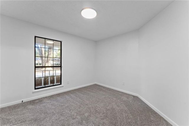 2 Lemans N Drive, Satsuma, AL 36572