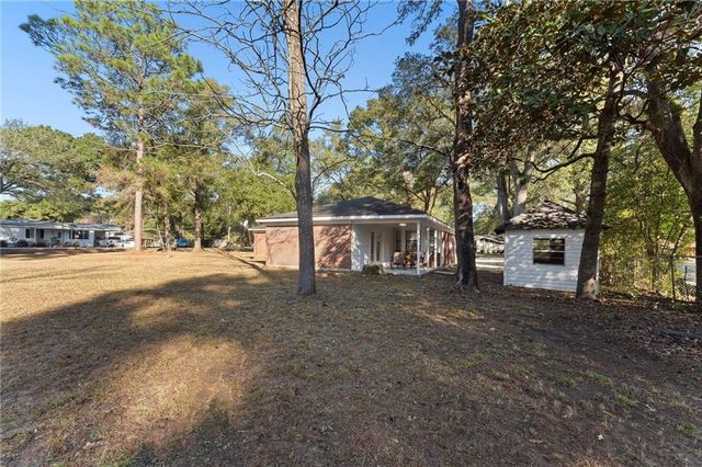 2 Lemans N Drive, Satsuma, AL 36572