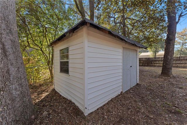 2 Lemans N Drive, Satsuma, AL 36572