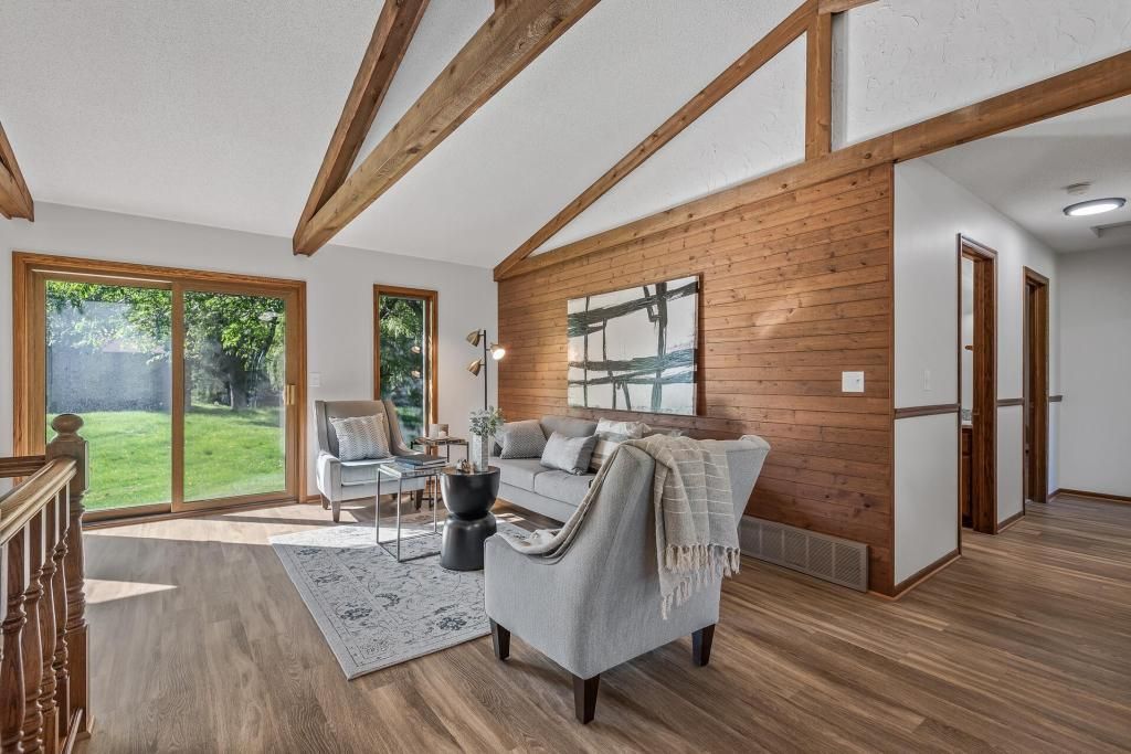 833 Tyrol Lane, Shakopee, MN 55379 — photo 4